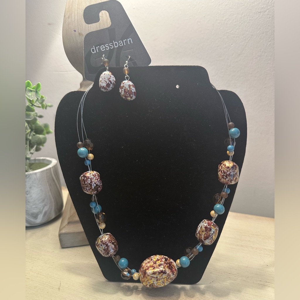 Dress Barn Multicolor Beaded Necklace Set